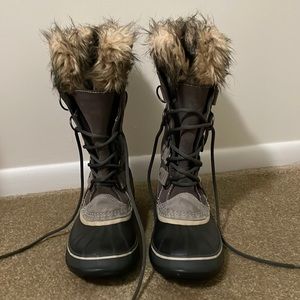Sorel Joan of Arctic winter boots